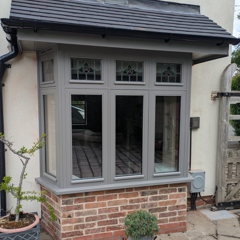 2508 Timber bay window 1