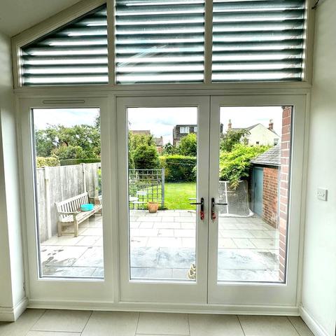 Modern Timber Bi-Fold with Fanlight Internal View