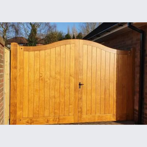 Accoya entrance gate